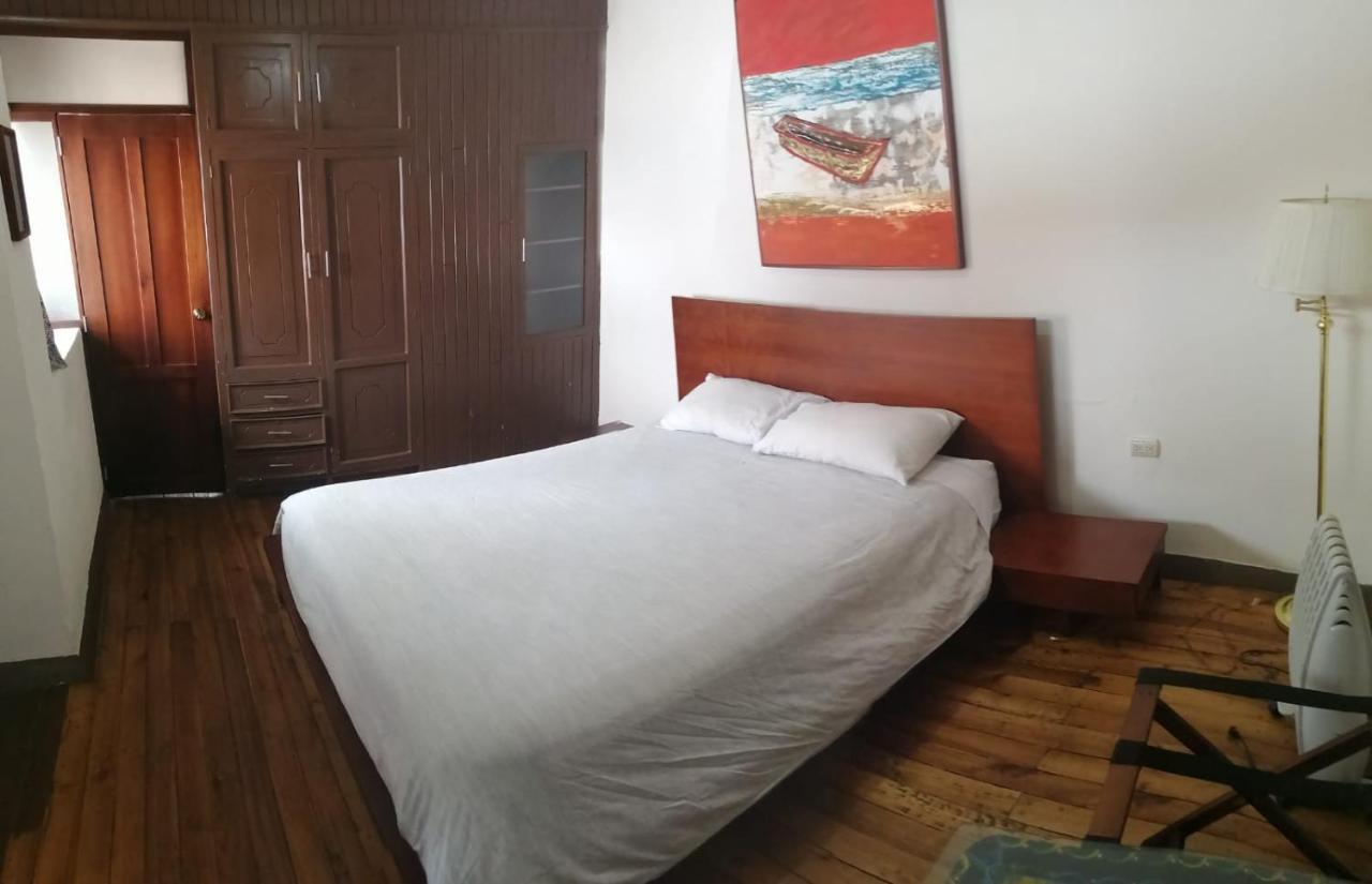 Casa Macondo Bed & Breakfast Cuenca Esterno foto