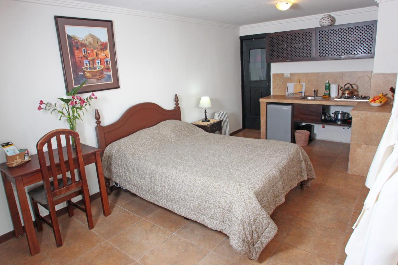 Casa Macondo Bed & Breakfast Cuenca Esterno foto