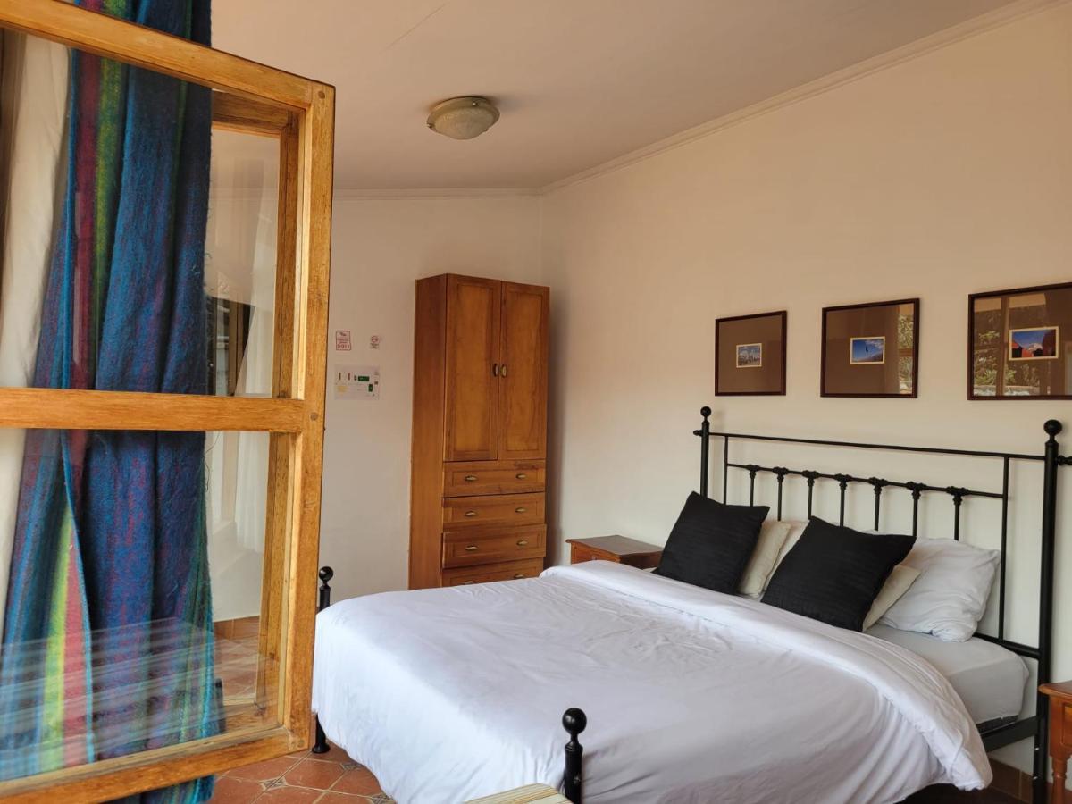 Casa Macondo Bed & Breakfast Cuenca Esterno foto