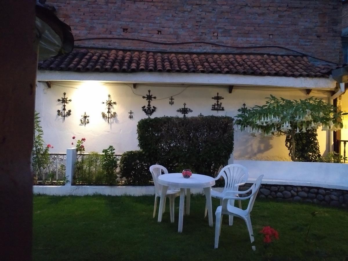 Casa Macondo Bed & Breakfast Cuenca Esterno foto